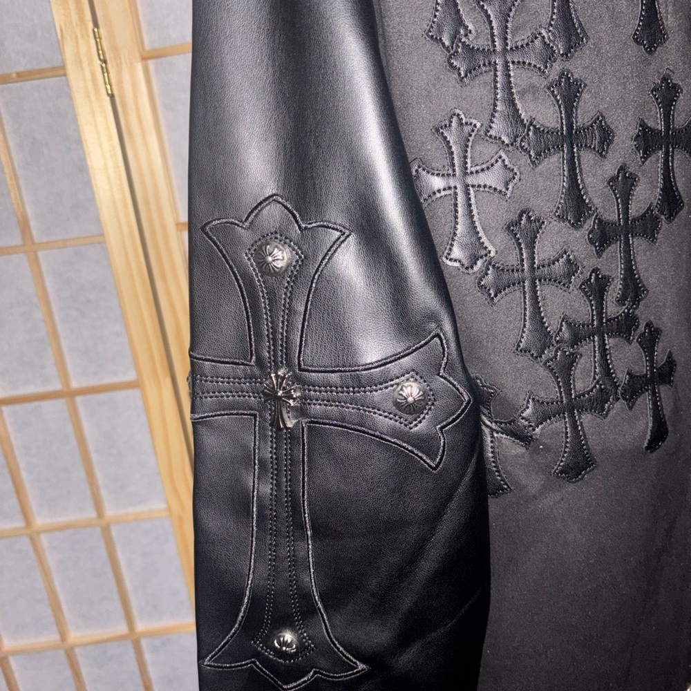 Chrome Black Embroidered Men's Jacket - Picture 3 of 4